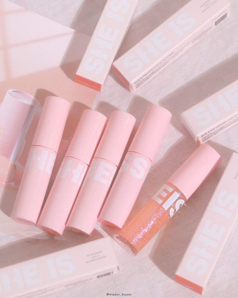 BLESSED MOON Fluffy Lip Tint 04 Amelie - Image 17